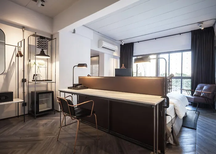 Hotel Ir-on 3*