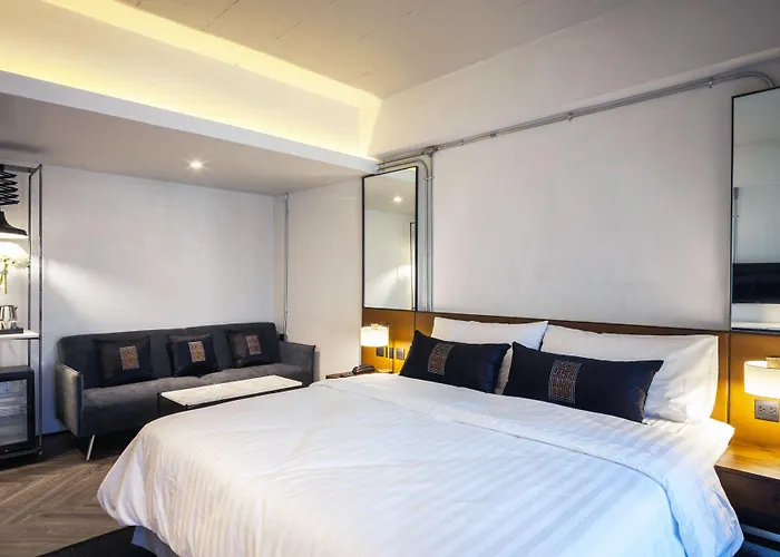 Ir-on 3* Bangkok